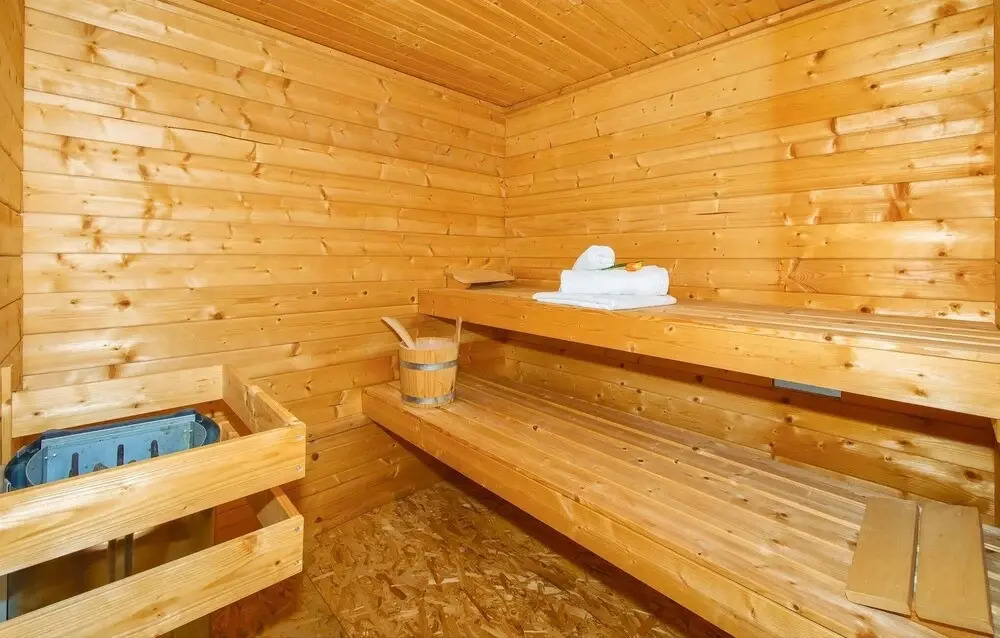 Cozy Home In Okrug Gornji With Sauna