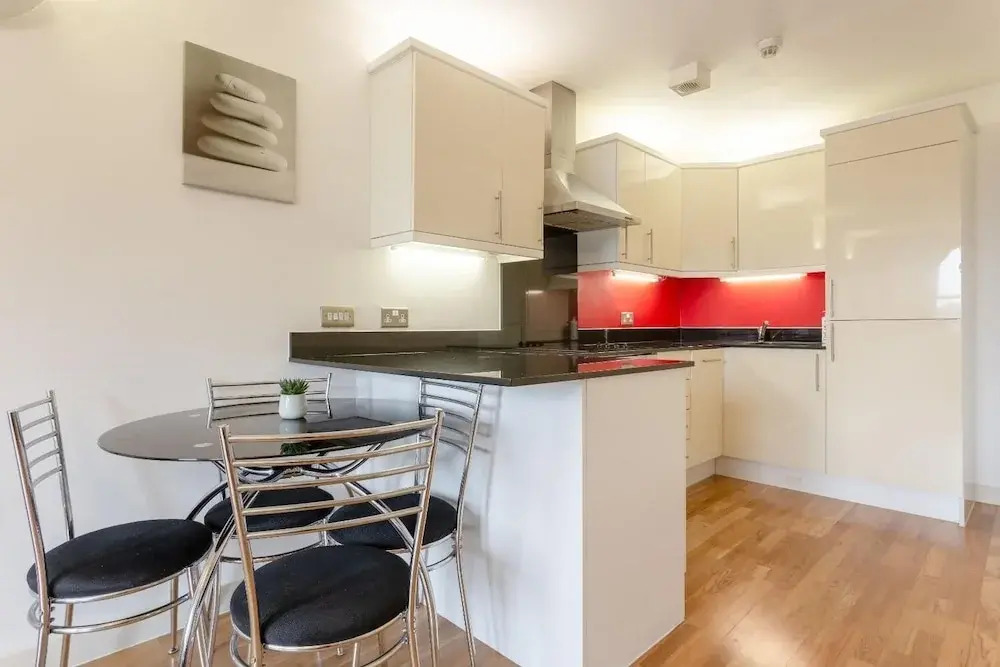 Comfortable 1 Bedroom North London Flat
