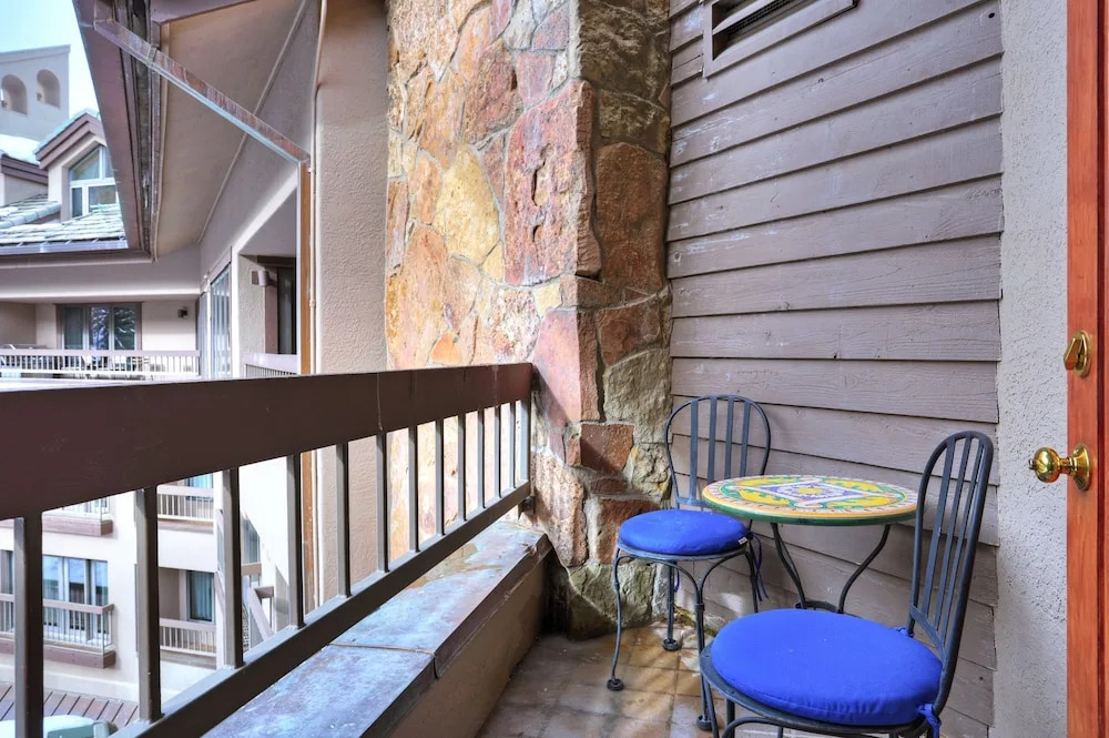 Luxurious 1br+loft - Ski-in/ski-out Access To Beaver Creek 1 Bedroom Condo by RedAwning