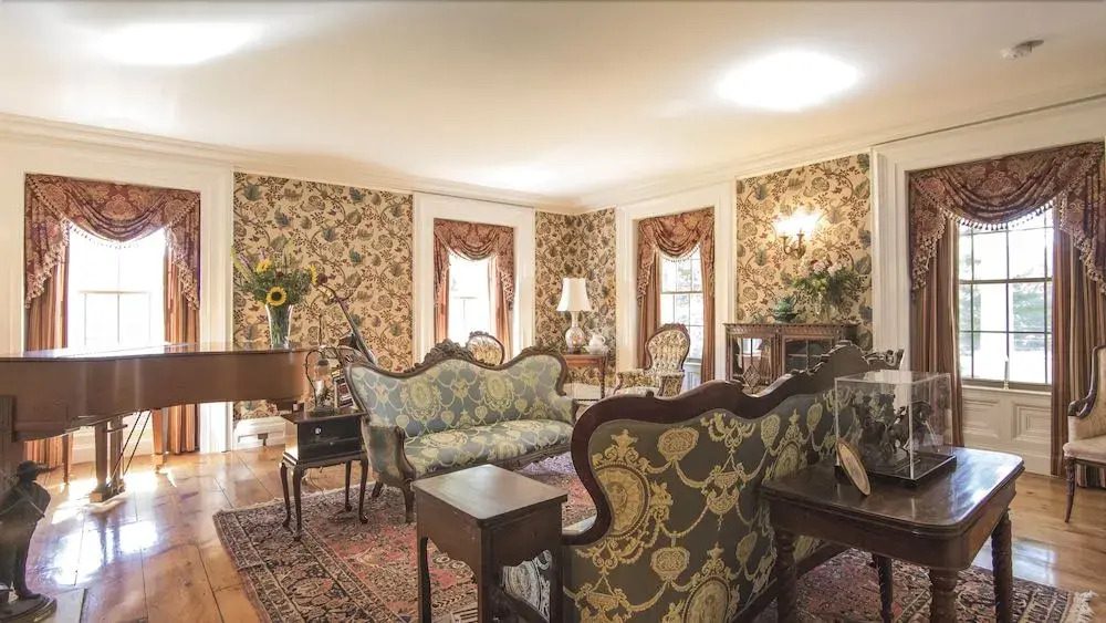 Brinckerhoff Inn