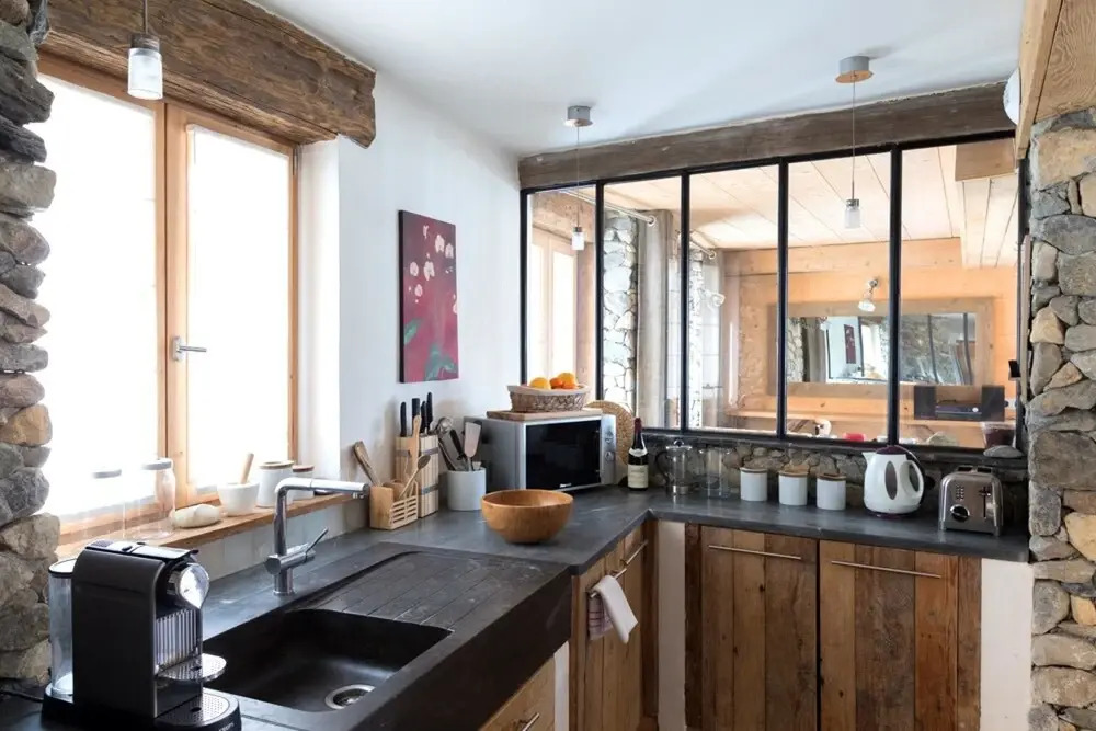 Chalet With 6 Bedrooms in Méribel Mottaret, With Wonderful Mountain Vi