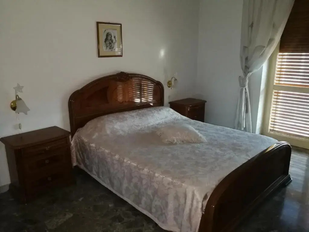Papa Giovanni Xxiii Apartment