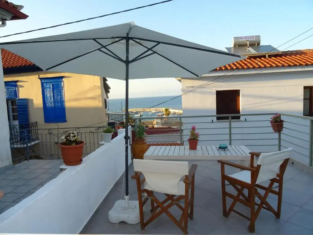 FOTIS HOUSE