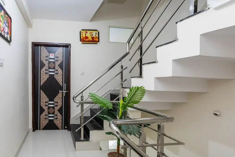 Hotel Nagar By OYO Rooms