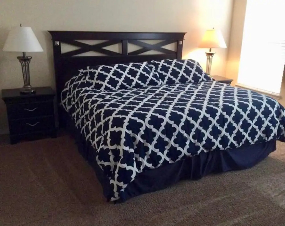 Four Bedroom Pool Home - 150 EP - Vusa