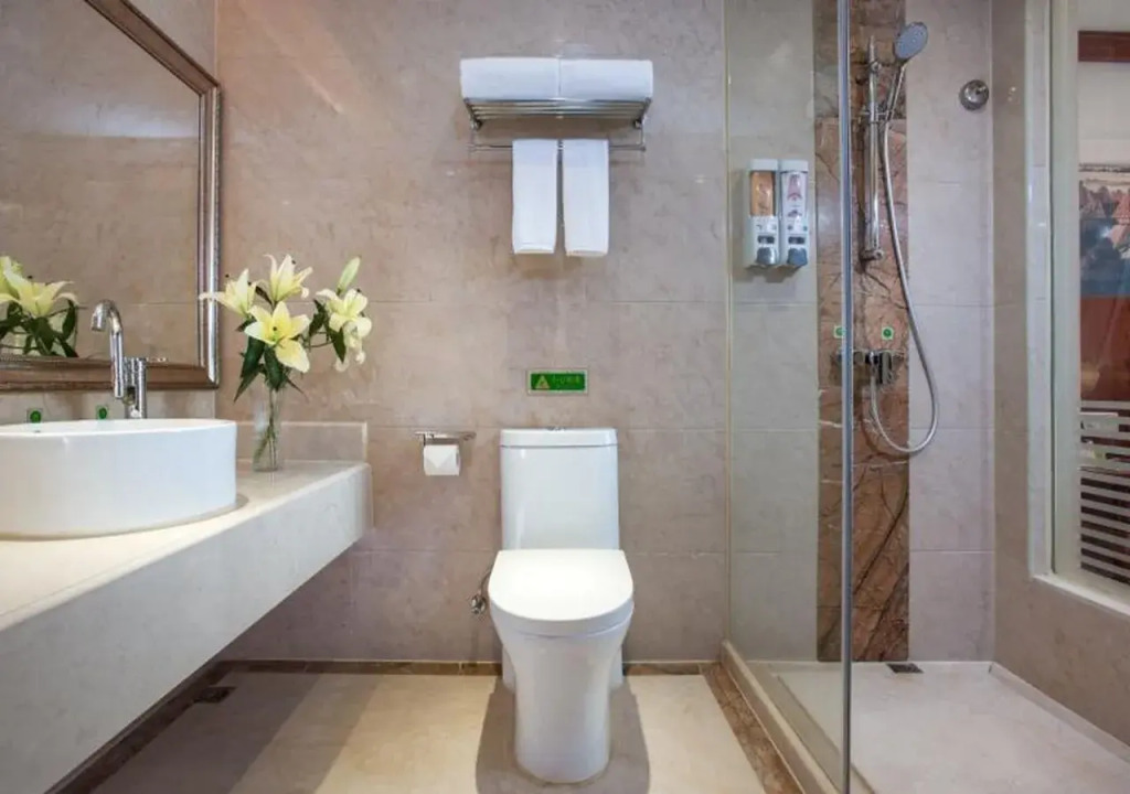 Vienna International Hotel Shaoguan Fengcailou