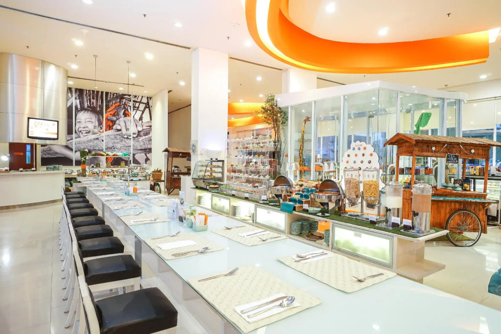 HARRIS Hotel Batam Center