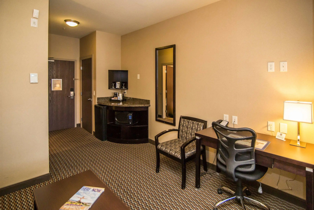 Fairfield Inn & Suites by Marriott West Kelowna