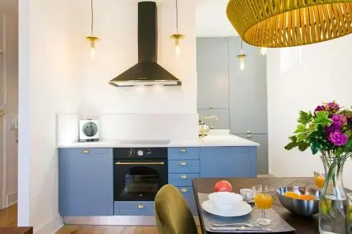 2 Beautiful Suites Upscale Flat Embracing Tejo!