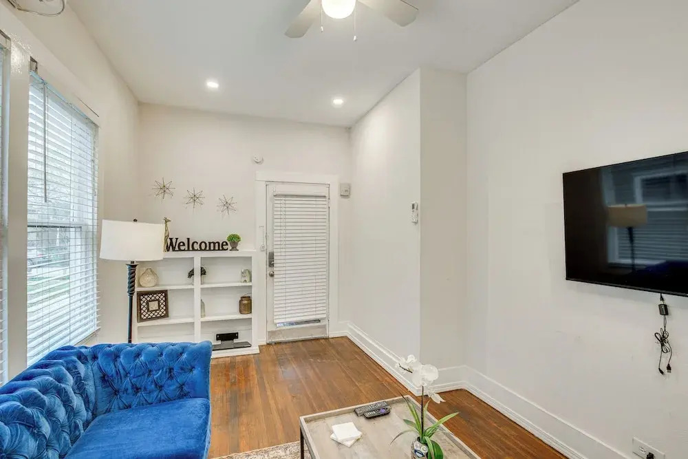 Dallas Vacation Rental w/ Private Deck!