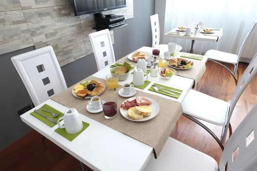 J24 B&B