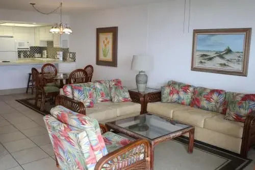 Island House Condominiums