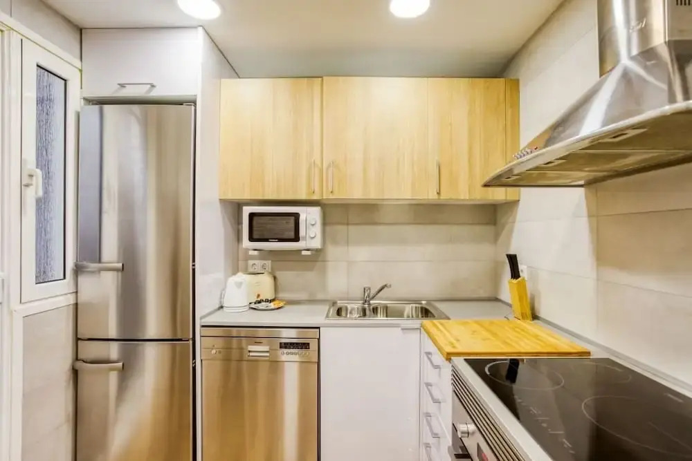 Nice and Cozy 4 Bedroom in Sants-montjuic BCN