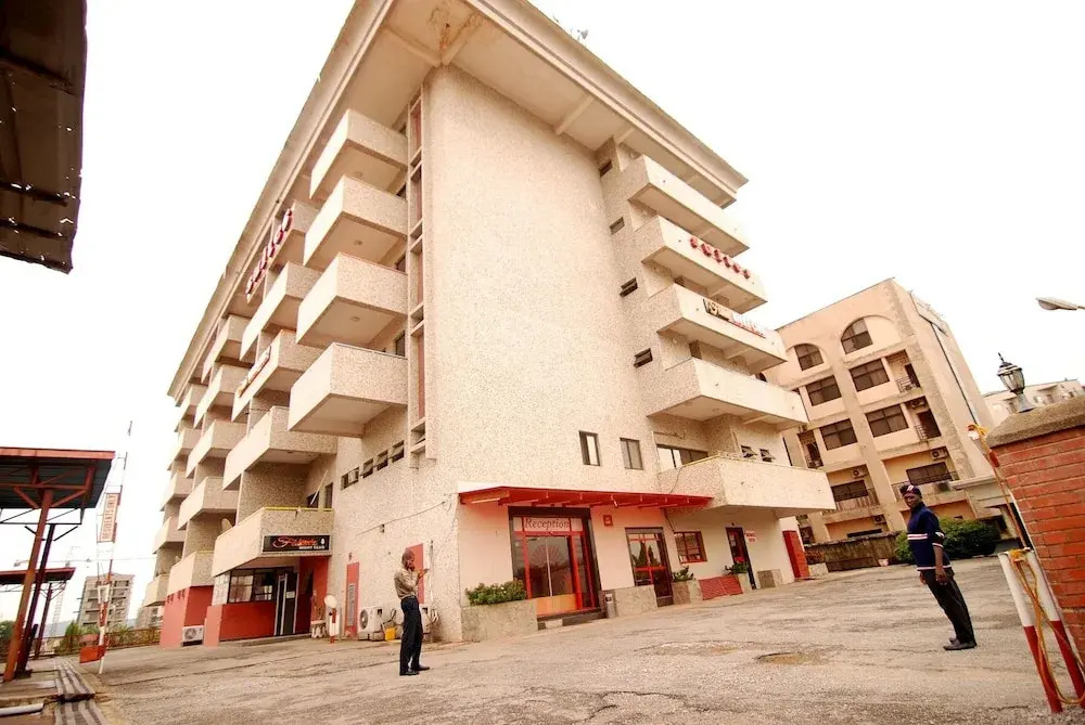Nanet Suites