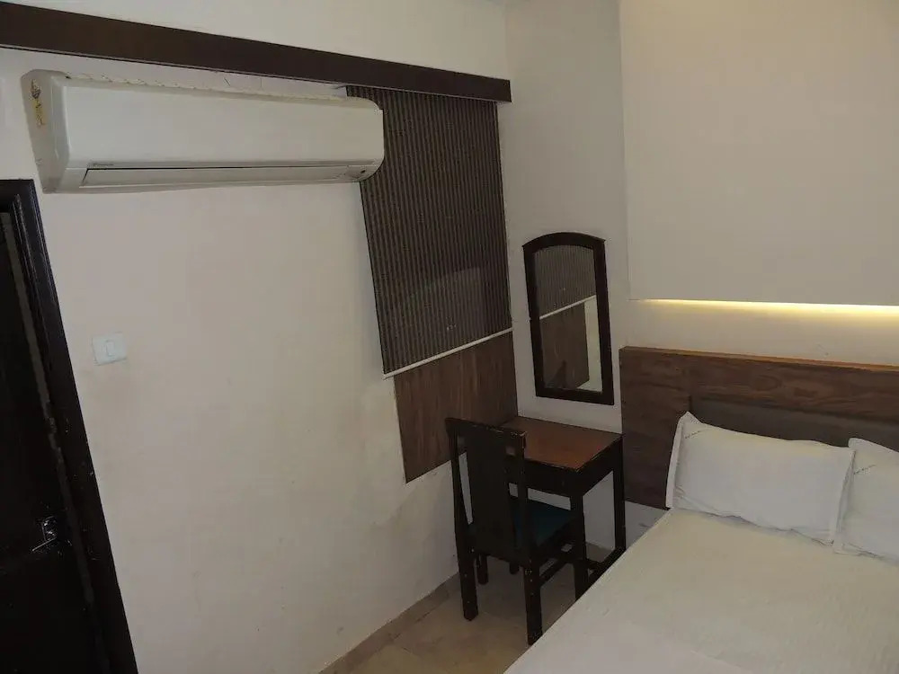 Gateway Rooms