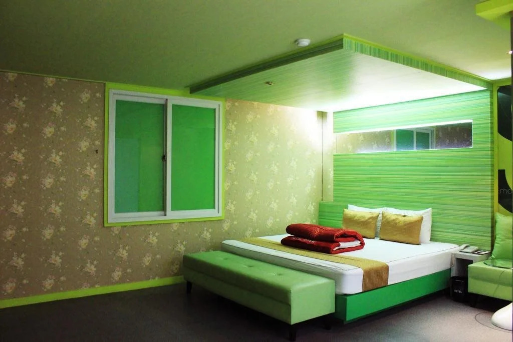 Yangsan Show Hotel