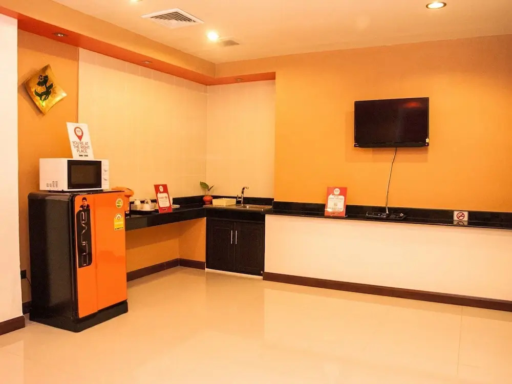 NIDA Rooms Sathorn 170 Embassy