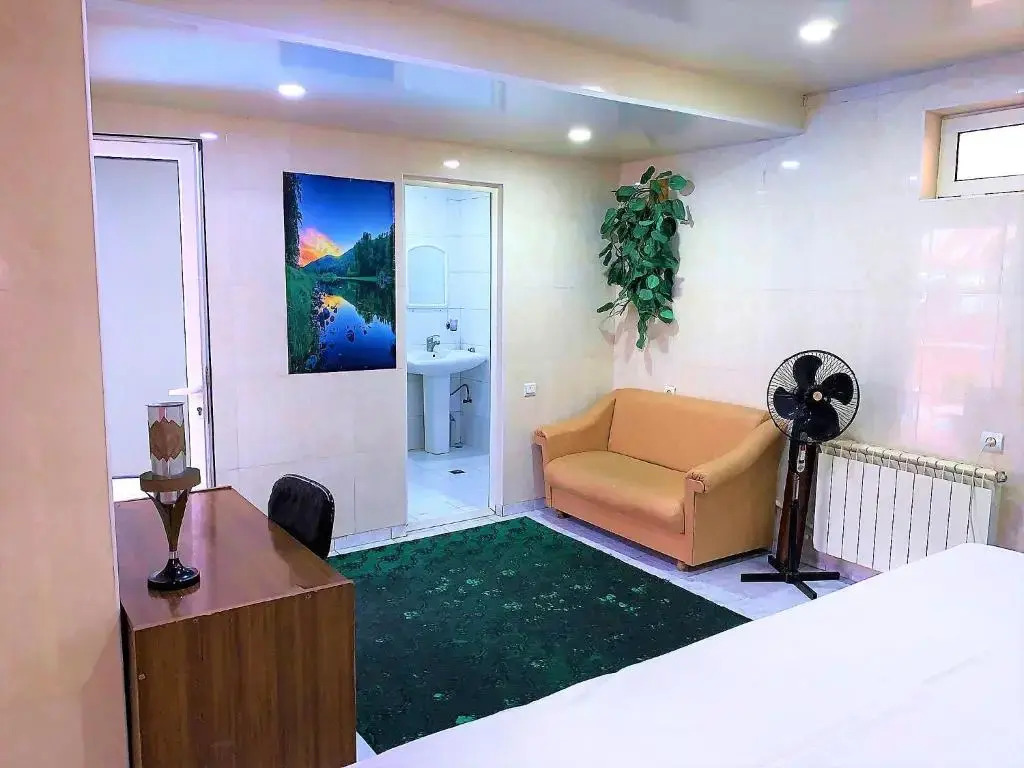 DDD Hotel