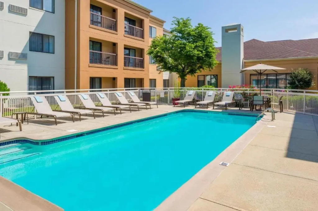 Courtyard by Marriott New Haven Orange