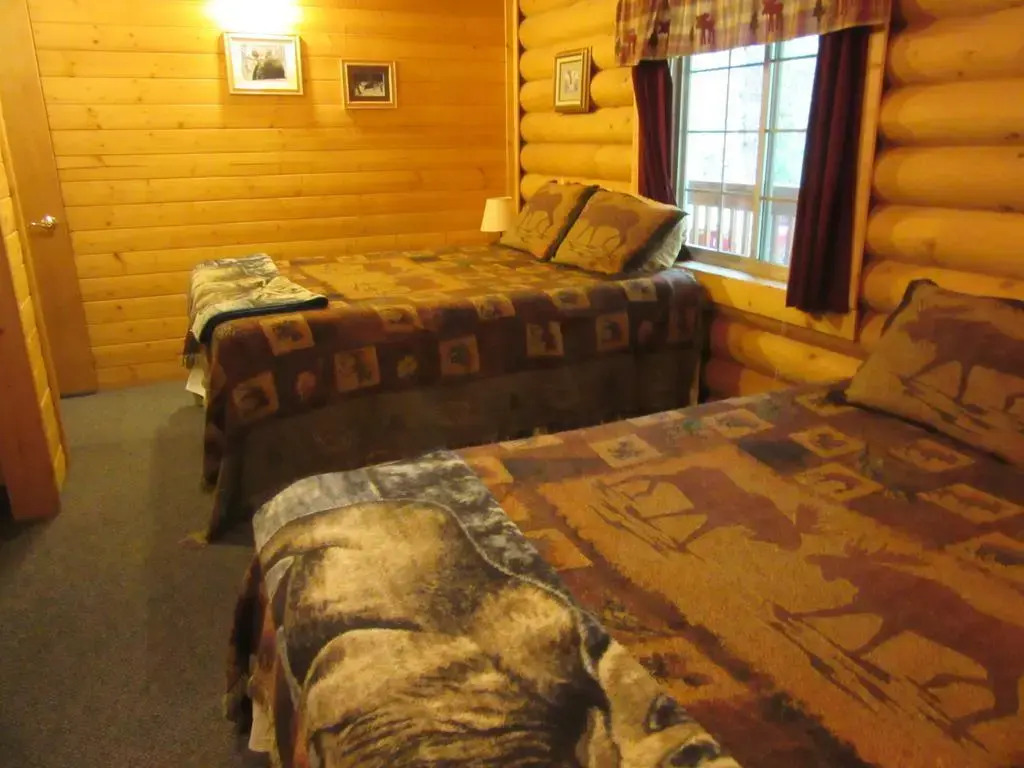 Box Canyon Cabins