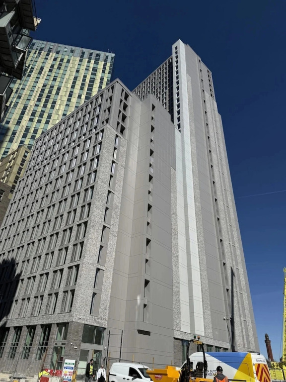 Stunning New 2-bed Flat in Manchester Perfect for Couples