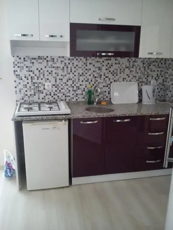 C.C Home Sui̇t Apart
