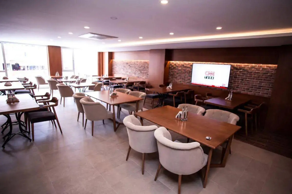 Aripsas Hotel