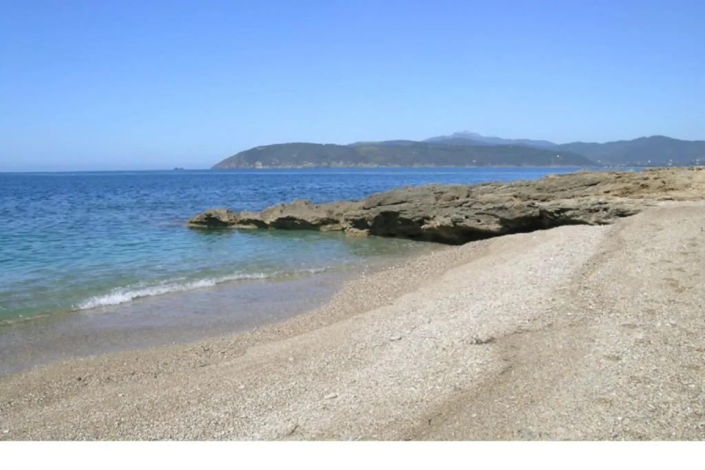 Single House, 6 Pax, 150 Mt To The Sea-Silvia B