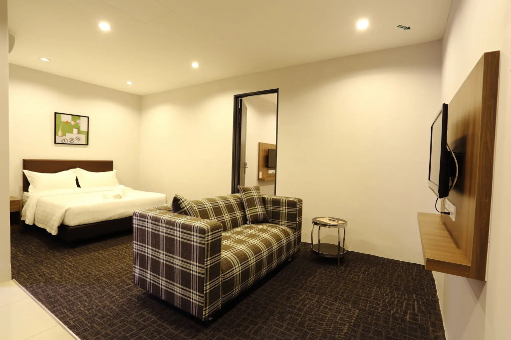 S Boutique Hotel