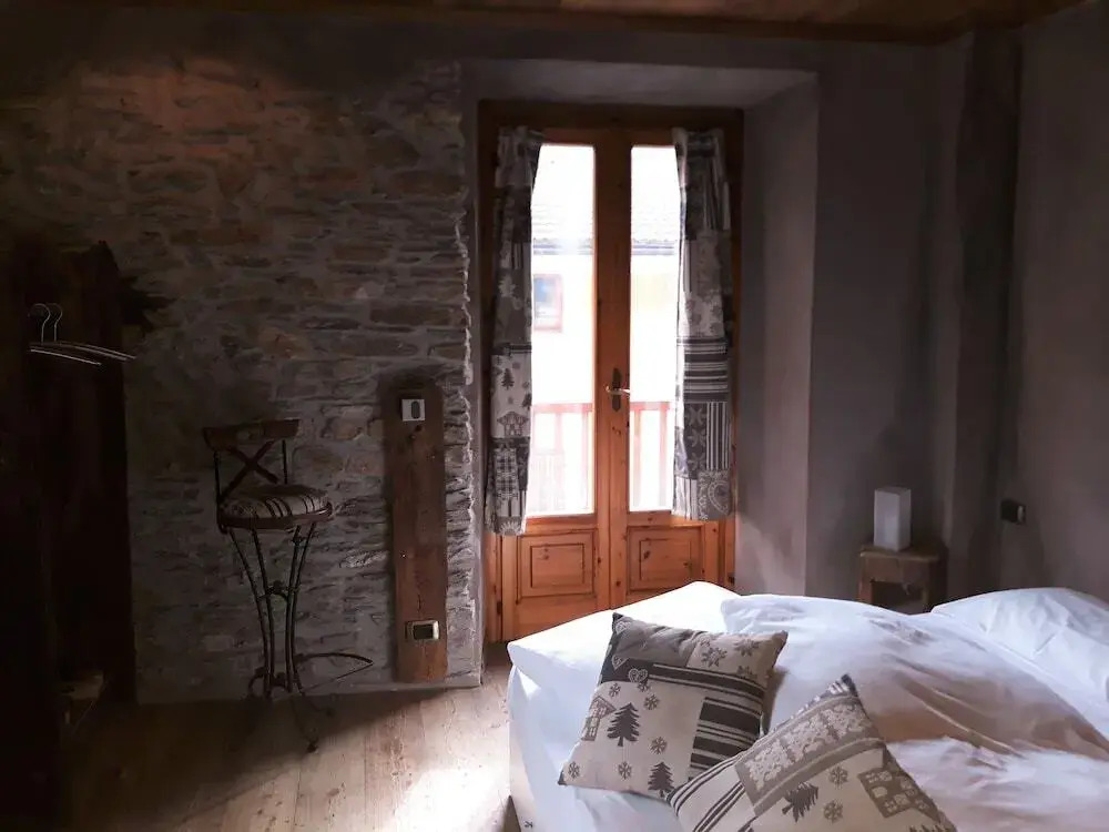 Albergo diffuso La Marmu Osteria della Croce Bianca