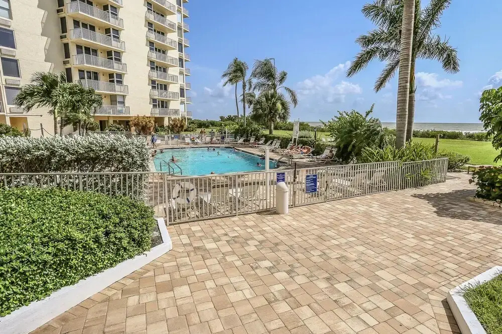 Estero Beach and Tennis 1001A