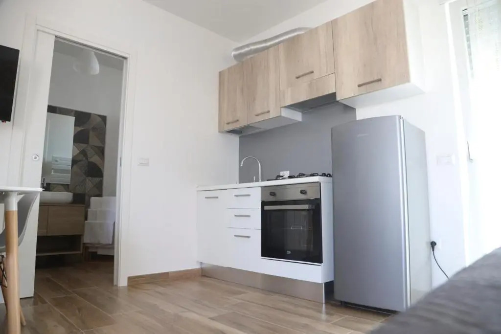 Le Suite del Pastore, Monolocale con Terrazza Privata e Parcheggio Facile, vicino al Centro