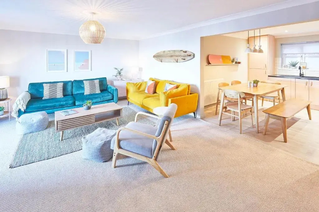Host & Stay - Salty Seaview