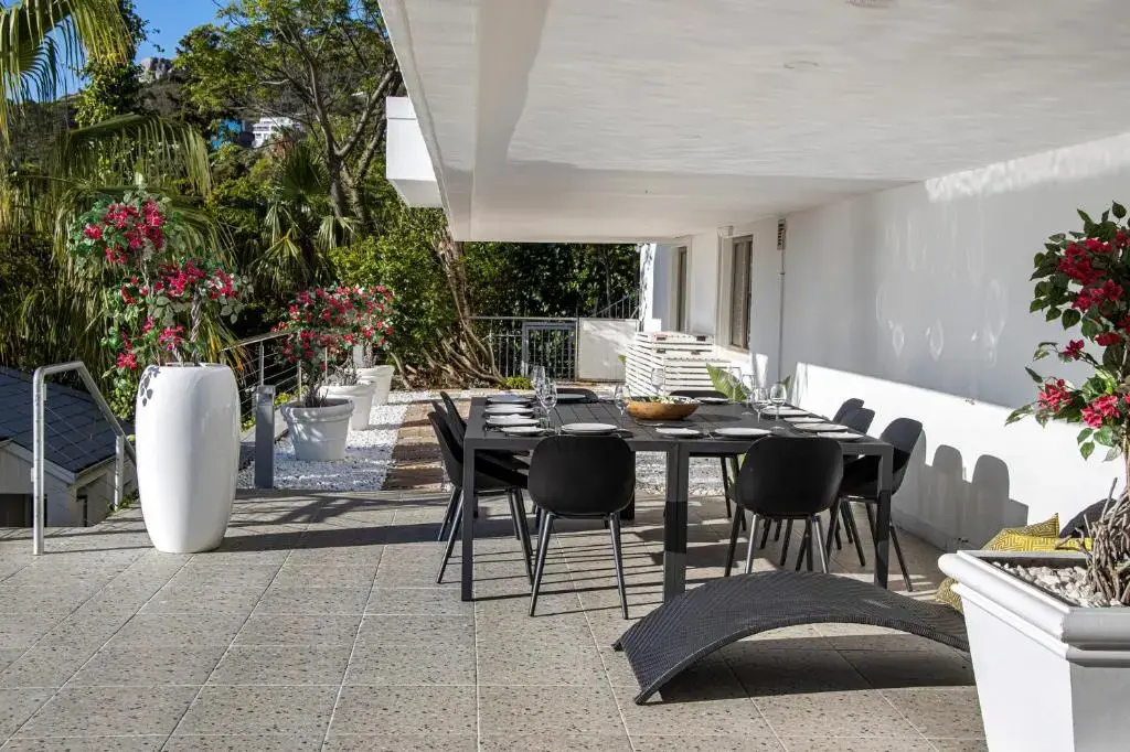 Clifton YOLO Spaces - Clifton Mansion Villa