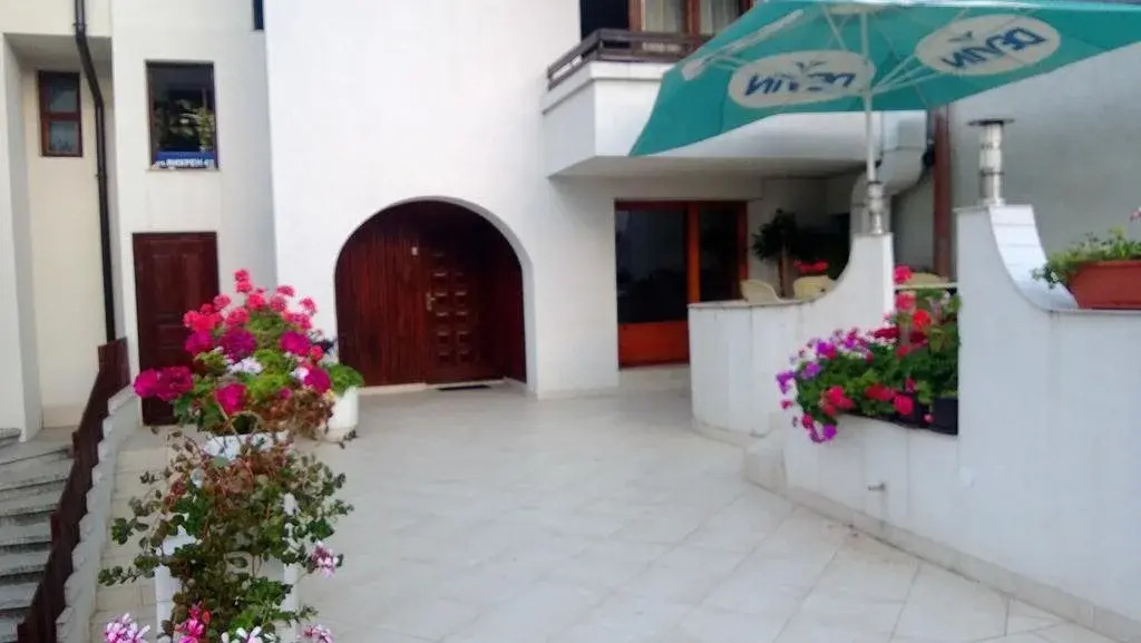 Family Hotel Vadjo