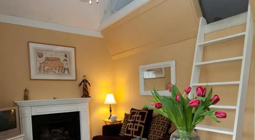Lindenwood Inn