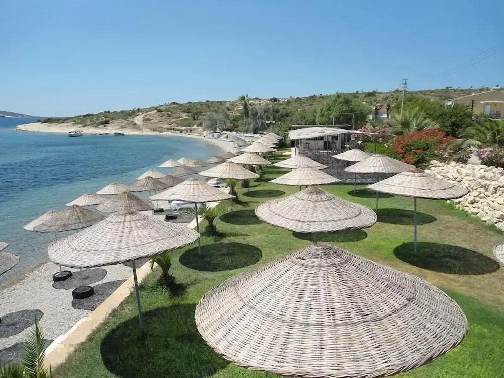 Teras Motel 12 Adults Only