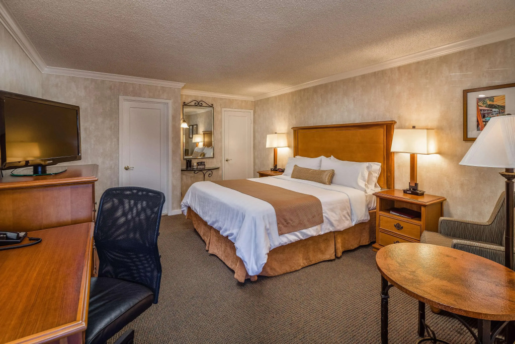 SFO El Rancho Inn SureStay Collection by Best Western