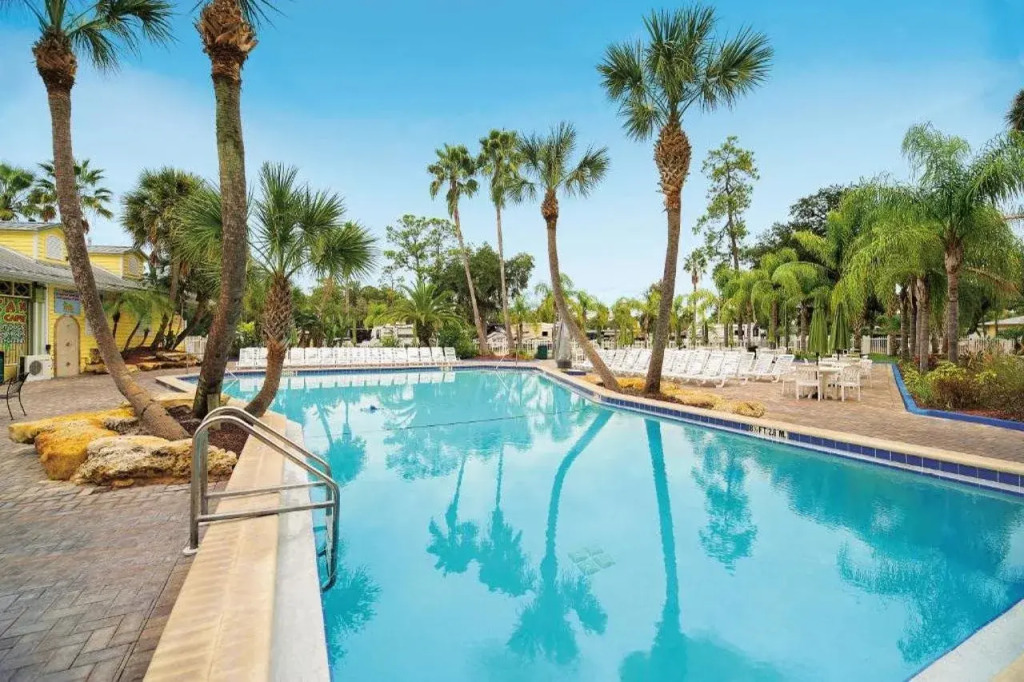 Tropical Palms Resort