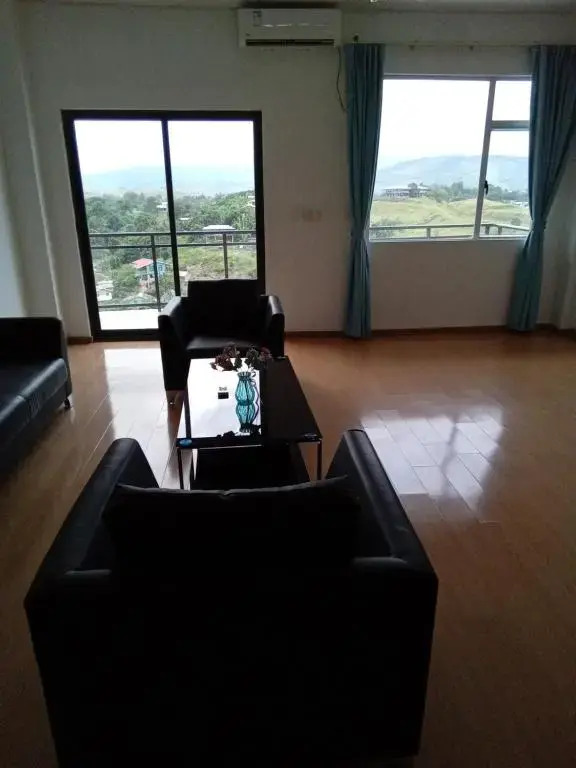TR Apartments