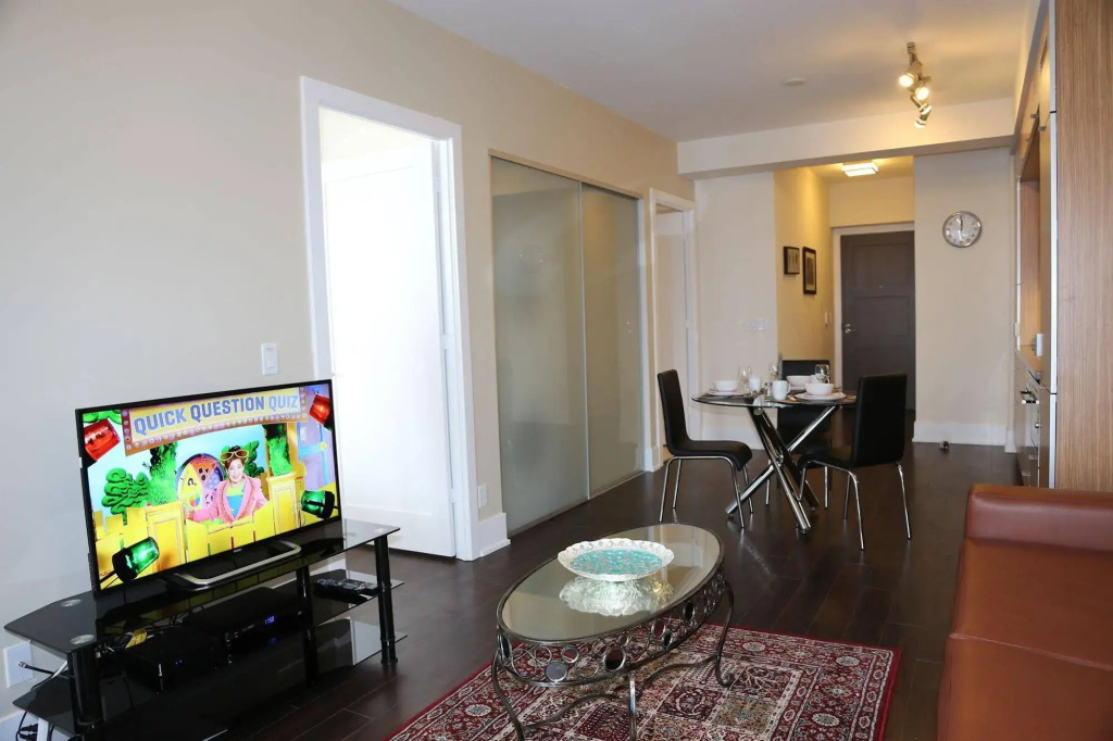 Duke Furnished Suites - CN / Convention / Roger Centre