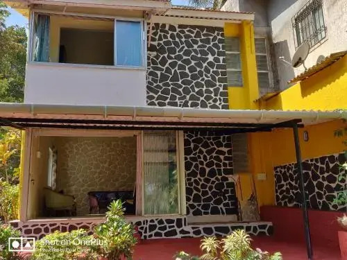Leelas Cottage
