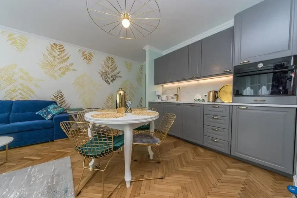 BillBerry Apartments - Golden Suite