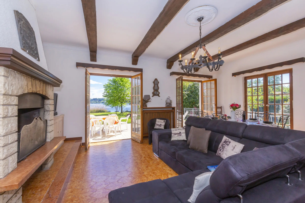 Villa Martine Au Bord Du Lac - Happy Rentals