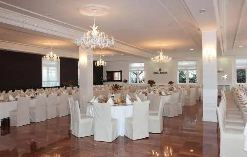 Hotel - Restaurante Casa Rosita