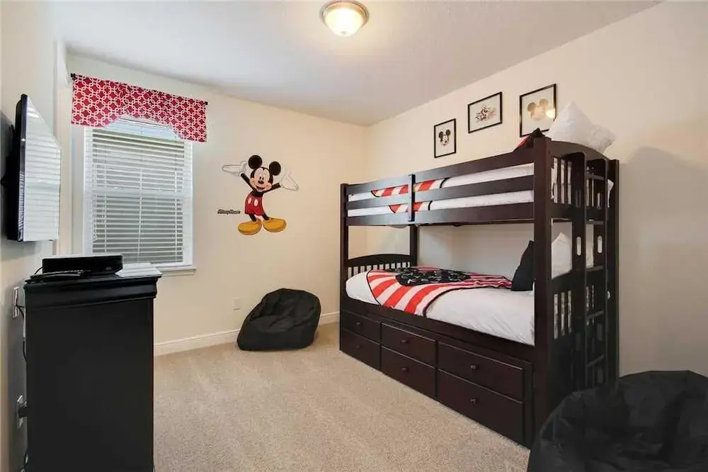 Reunion Daisy 6 Bedroom Home with Private Pool
