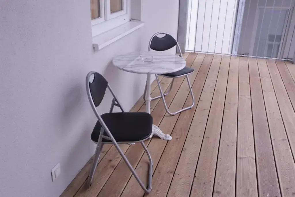 Casa Nostra - Ruhige Stadtwohnung mit Balkon