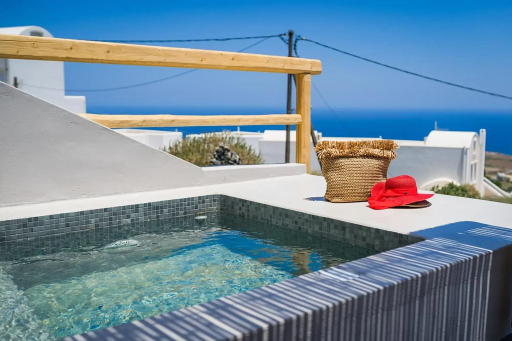 Echo Suites