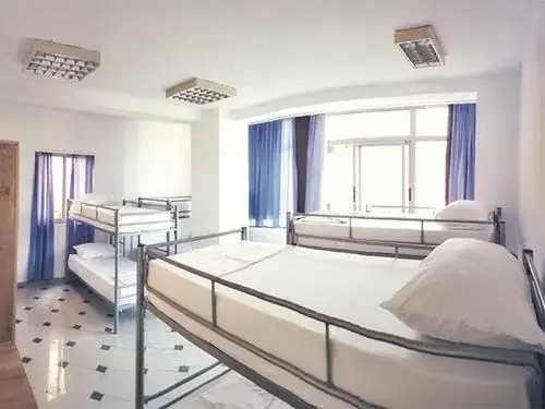 'Hasta La Vista' Saranda Penthouse Apartment