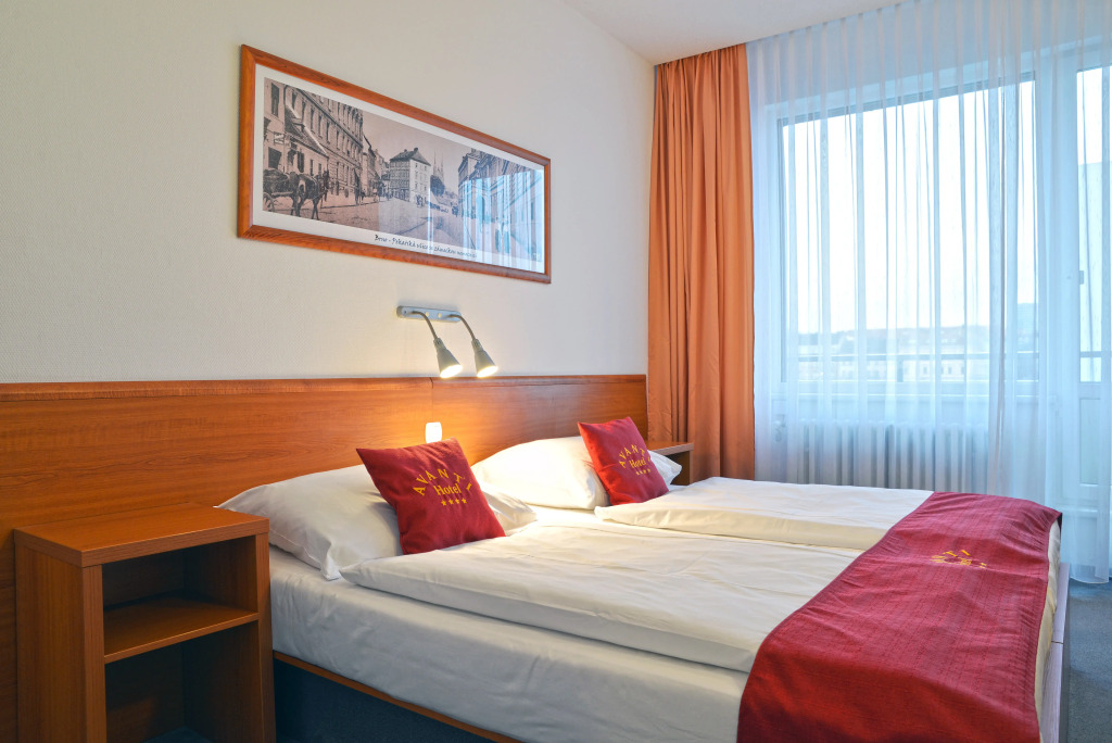 Avanti Hotel